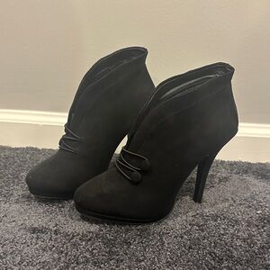 Elegant Black Women's Heeled Ankle Boots